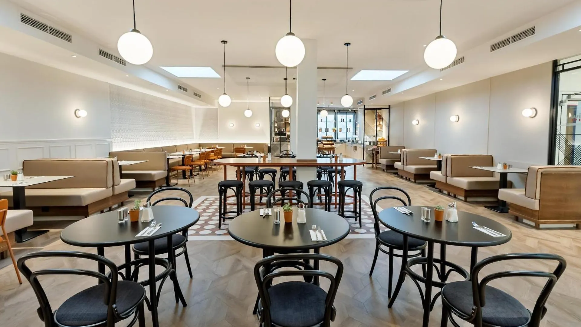 Austria Trend Hotel Anatol Wien 4*,  Österreich