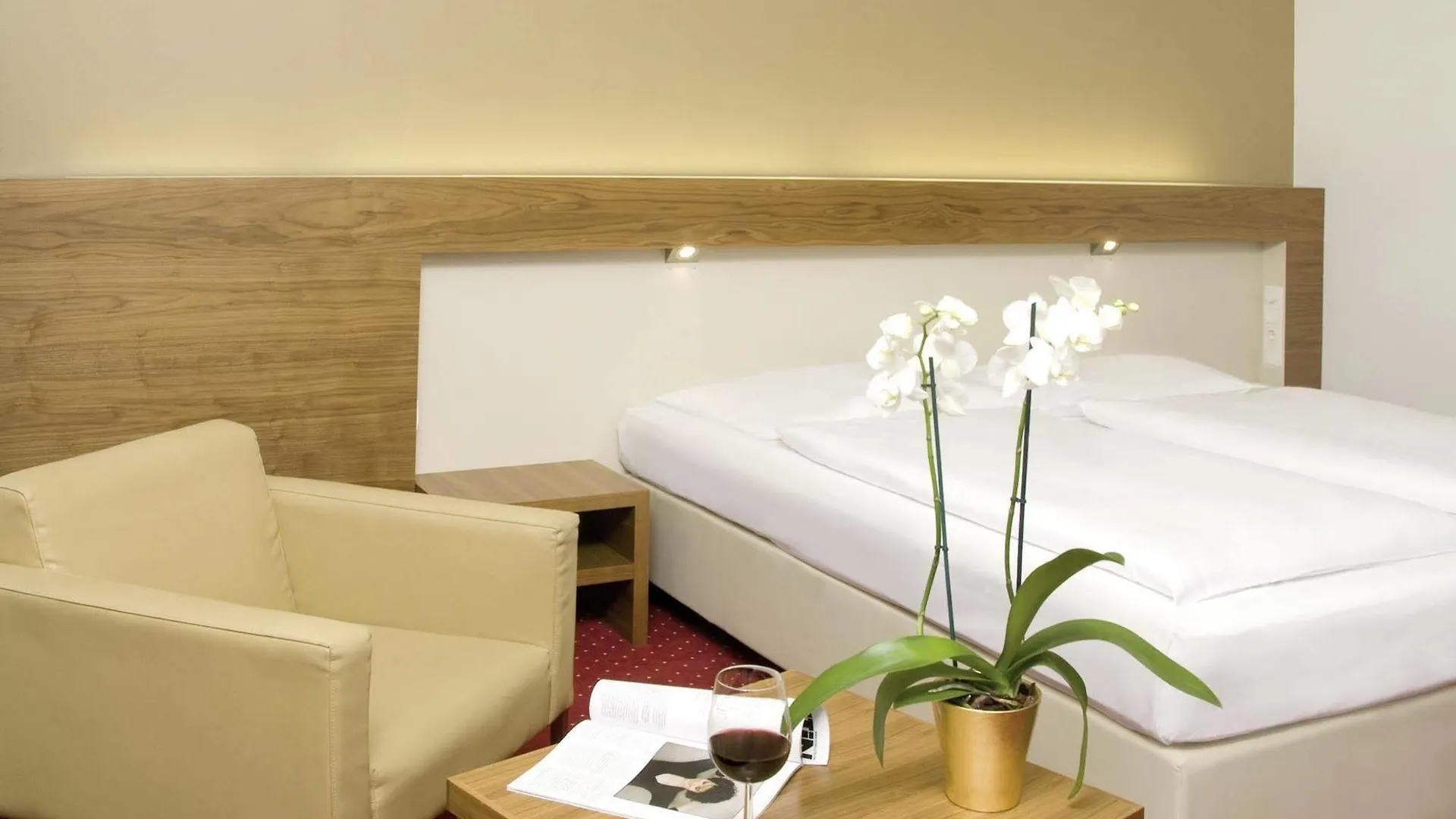 Austria Trend Hotel Anatol Wien 4*,  Österreich