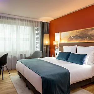 Leonardo Zurich Airport 4*, Κλότεν Ελβετία