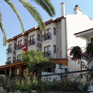**** Otel Tuncel Efe Türkiye